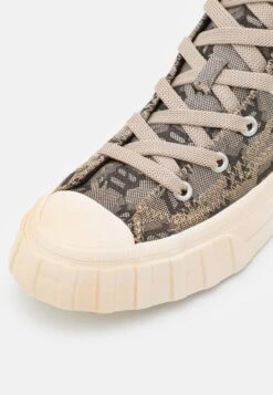 MISBHV Army Monogram - High-Top Trainers 13 MISBHV Army Monogram - High-Top Trainers -Famous Lady Shoe Store 0242400a4954418582cde22aafba46d7