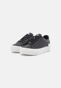 Calvin Klein Jeans Flatform Bold Glossy - Trainers 8 Calvin Klein Jeans Flatform Bold Glossy - Trainers -Famous Lady Shoe Store 049d7a278eba4d00abd190001485273c