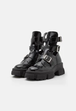 Steve Madden Tied Up - Platform Ankle Boots - Black -Famous Lady Shoe Store 16e2f5f234c0442d85431f66f24e9a5b