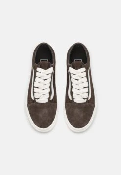 Vans Old Skool Unisex - Trainers - Brown/Black 9 Vans Old Skool Unisex - Trainers - Brown/Black -Famous Lady Shoe Store 19fdf30d64ae454aa538a32dc9e55d38