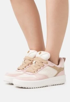 MICHAEL Michael Kors Rumi Lace Up - Skate Shoes - Pink