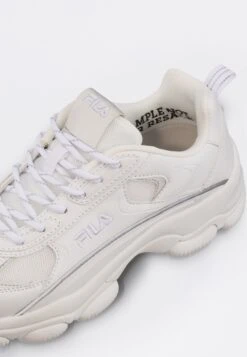 Fila Strada Lucid Wmn - Trainers - White 13 Fila Strada Lucid Wmn - Trainers - White -Famous Lady Shoe Store 25d4876c8b794c2fa3552bcbb144b3c7