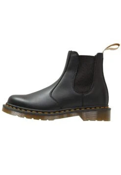 Dr. Martens 2976 Chelsea Vegan - Classic Ankle Boots - Black