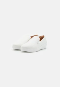 Fitflop Superskate - Slip-Ons - Urban White -Famous Lady Shoe Store 30a8ef97e8a04399a7986ea6632746c8