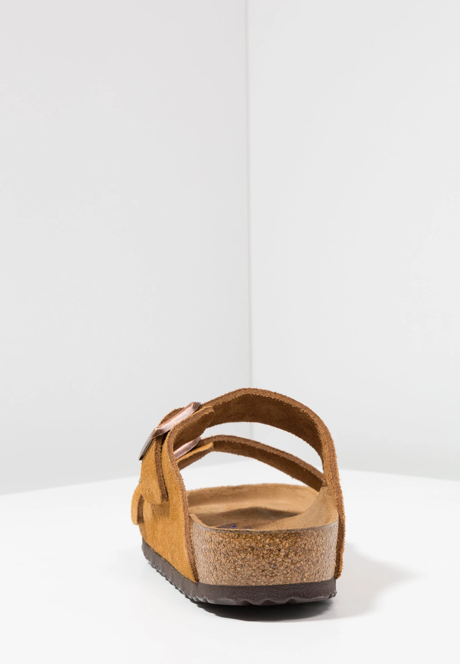 Birkenstock Arizona Soft Footbed Unisex - Slippers - Tan 4 Birkenstock Arizona Soft Footbed Unisex - Slippers - Tan - Image 4