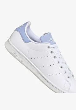 Adidas Originals Stan Smith Unisex - Trainers - Ftwr White/Ftwr White/Blue Dawn -Famous Lady Shoe Store 36e86e5633f04d119778918cb7f8c5ec