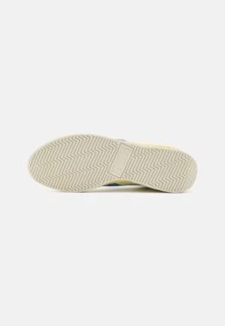 Diadora Game Retro Unisex - High-Top Trainers - Royal Fluo/Black/Yellow Fluo 10 Diadora Game Retro Unisex - High-Top Trainers - Royal Fluo/Black/Yellow Fluo -Famous Lady Shoe Store 40c62d8fcfdf424fb54a119426772a5f