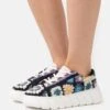 FREE PEOPLE Catch Me If You Can Crochet- Trainers - Black