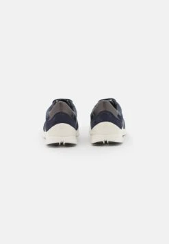 Geox Sukie - Trainers - Navy 9 Geox Sukie - Trainers - Navy -Famous Lady Shoe Store 51a260ba55ee4cbfa1641e0b4361a711