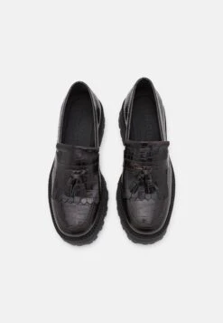 Selected Femme Cora Kiltie Tassle Polido Loafer - Slip-Ons - Chestnut 9 Selected Femme Cora Kiltie Tassle Polido Loafer - Slip-Ons - Chestnut -Famous Lady Shoe Store 5507acc08fea4c0da248fd501cb54af9