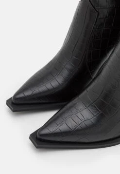 Raid Enrique - Cowboy/Biker Boots 11 Raid Enrique - Cowboy/Biker Boots -Famous Lady Shoe Store 5acfd6f902e64592a9c3a775db1d731e