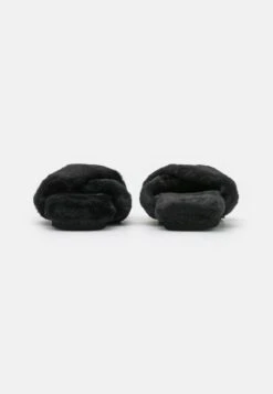 Monki Nino - Slippers 9 Monki Nino - Slippers -Famous Lady Shoe Store 6b90b68baa79446e9779de6f6557cf89