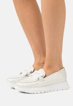 Wonders Slip-Ons - Damla Off