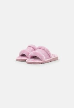 Even&Odd Disney Mickey Mouse - Slippers - Pink -Famous Lady Shoe Store 70691abfacf543a3b97f789a256882e6