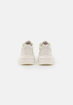 Bronx Tayke Over - Trainers 9 Bronx Tayke Over - Trainers -Famous Lady Shoe Store 737e56ff8a7c42589da6d2ab967cc31d