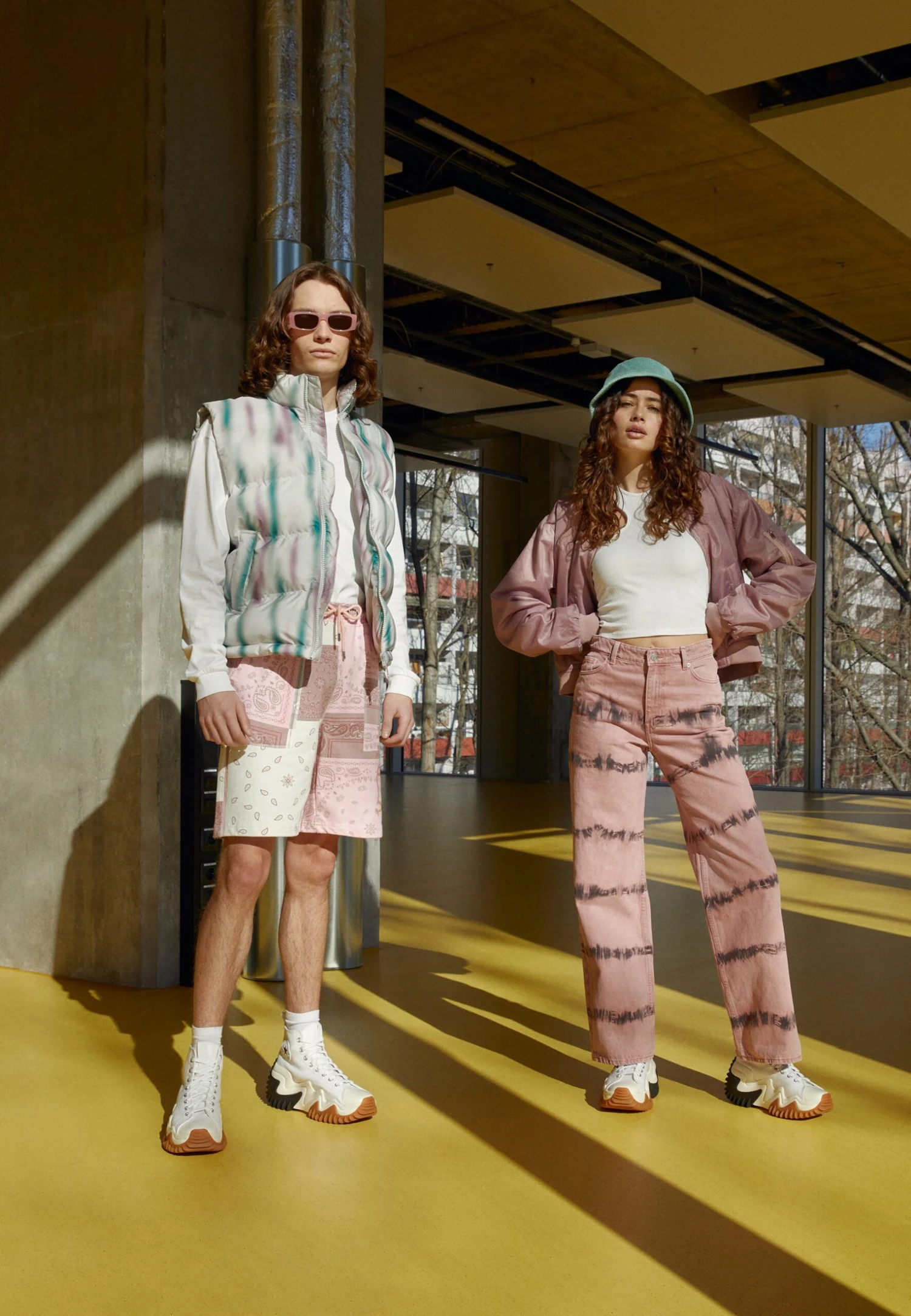 Converse Run Star Motion Canvas Platform Unisex - High-Top Trainers - White/Black/Honey 3 Converse Run Star Motion Canvas Platform Unisex - High-Top Trainers - White/Black/Honey - Image 3