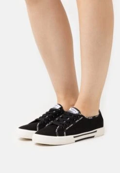Pepe Jeans Brady - Trainers - Black