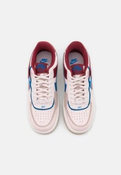 Nike Sportswear W Af1 Shadow - Trainers - Light Soft Pink/Canyon Rust/Fossil Stone/Team Red/Photo Blue/Blue Jay 11 Nike Sportswear W Af1 Shadow - Trainers - Light Soft Pink/Canyon Rust/Fossil Stone/Team Red/Photo Blue/Blue Jay -Famous Lady Shoe Store 89e08d4a473042d6bc53ced252204e8b
