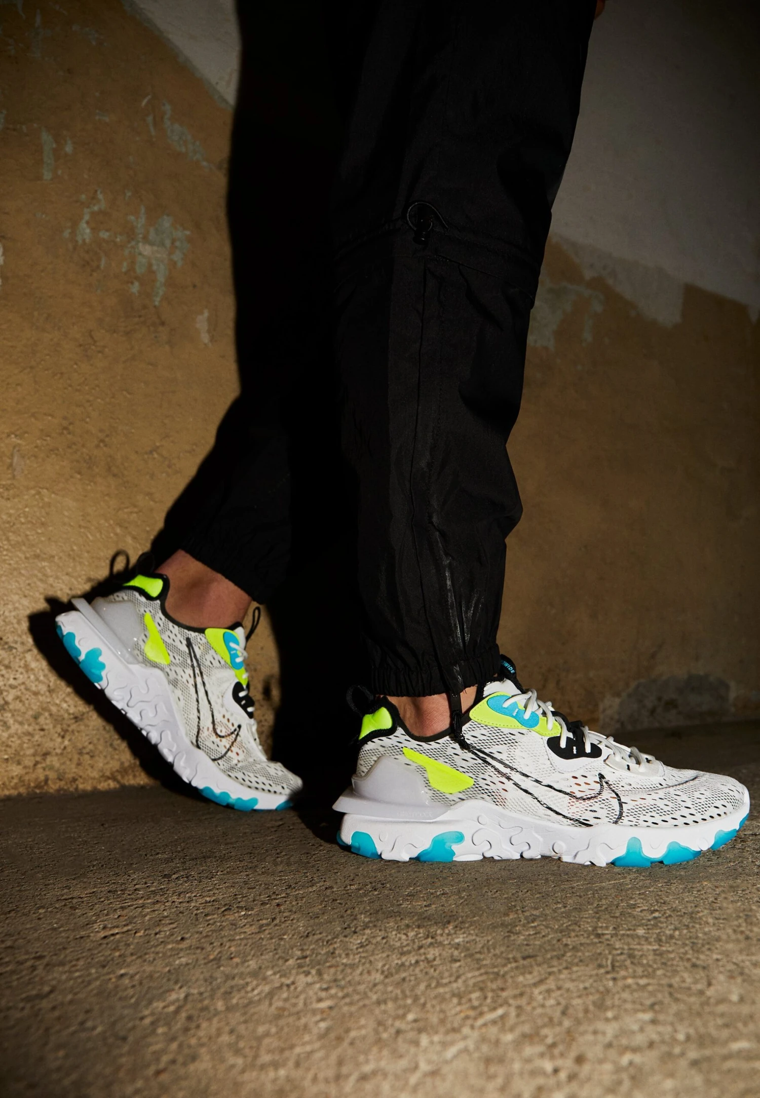 Nike Sportswear React Vision - Trainers 3 Nike Sportswear React Vision - Trainers - Image 3