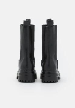 Raid Cherish - Platform Boots - Black -Famous Lady Shoe Store 91f0143e1cb740e2b3deca8cb1e3027b