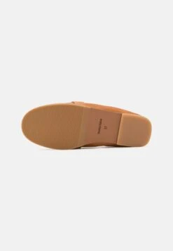 See By Chloé Hana - Slip-Ons - Tan 12 See By Chloé Hana - Slip-Ons - Tan -Famous Lady Shoe Store 97a3a465cf4d43619d1eac4ea8c0fa64