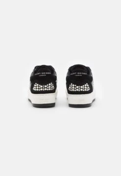 Kurt Geiger London Southbank - Trainers - Black/White -Famous Lady Shoe Store 98385c65940049088050bb29f83540ba