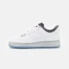 Nike Sportswear Air Force 1 07 Se - Trainers - White/Metallic Silver/Black/Clear