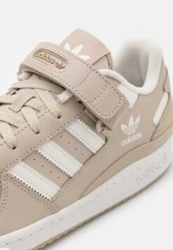 Adidas Originals Forum Unisex - Trainers -Famous Lady Shoe Store a290e42909cf48208d4a1e8464750d83