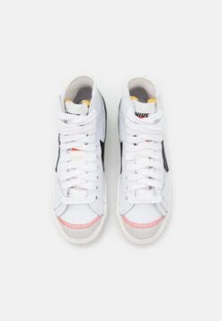 Nike Sportswear Blazer Mid '77 Jumbo Unisex - High-Top Trainers - White/Black/Sail/Team Orange -Famous Lady Shoe Store ac3547823f4b458ba1243f1338265394