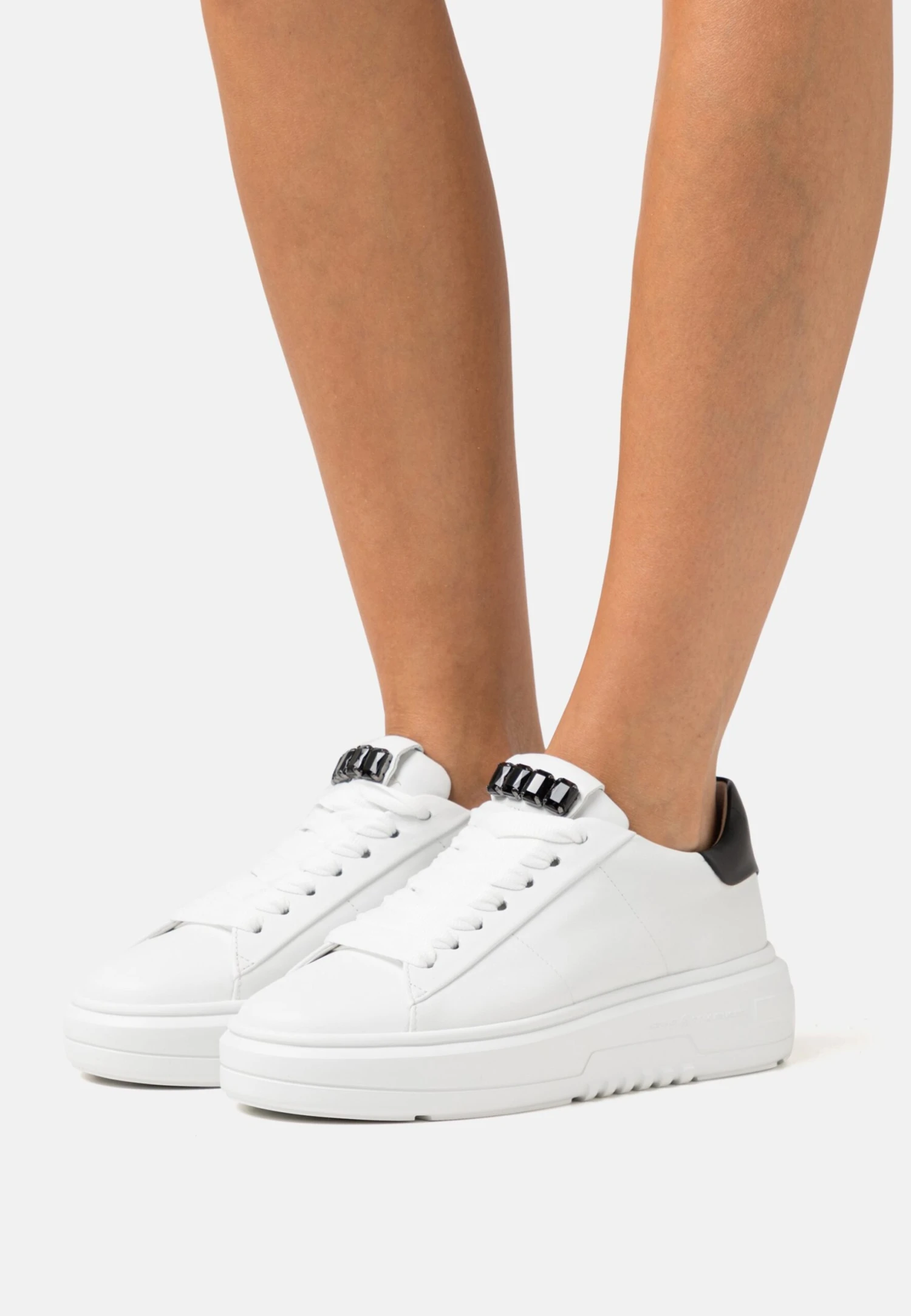 Kennel & Schmenger Turn - Trainers 1 Kennel & Schmenger Turn - Trainers