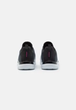 Summits - Trainers - Black/White -Famous Lady Shoe Store b0b4f21ae5e646b4bb46af4d37b1bf2a