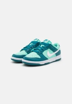 Nike Sportswear Dunk - Trainers 12 Nike Sportswear Dunk - Trainers -Famous Lady Shoe Store b22e3cdaee244b57ad2eb23ad2de6010