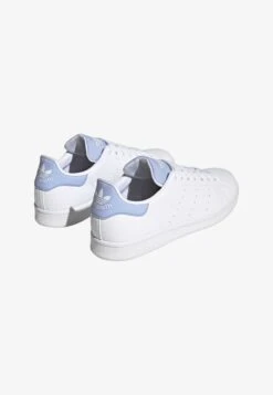 Adidas Originals Stan Smith Unisex - Trainers - Ftwr White/Ftwr White/Blue Dawn -Famous Lady Shoe Store bc6d92a6c410406681df7c42ee72a845