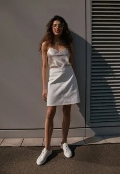 Clarks Un Maui Lace - Trainers - White 10 Clarks Un Maui Lace - Trainers - White -Famous Lady Shoe Store be08667c9ae64f8fb2d36f7cd33788fc