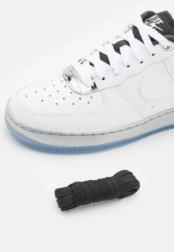 Nike Sportswear Air Force 1 07 Se - Trainers - White/Metallic Silver/Black/Clear 13 Nike Sportswear Air Force 1 07 Se - Trainers - White/Metallic Silver/Black/Clear -Famous Lady Shoe Store beb25f104bad462bbaaae96e8d5ba3fd