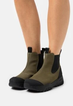 Woden Magda Track Warm - Winter Boots - Dark Olive