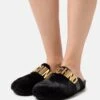 MOSCHINO Mules - Nero