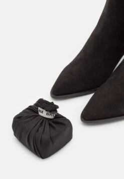 Bronx New Lara - Boots - Black -Famous Lady Shoe Store d0405a08165a45749e97b29f5224e65c