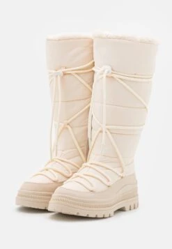 S.Oliver Winter Boots - Cream 8 S.Oliver Winter Boots - Cream -Famous Lady Shoe Store d33f74d556674a02b6642695bb772276