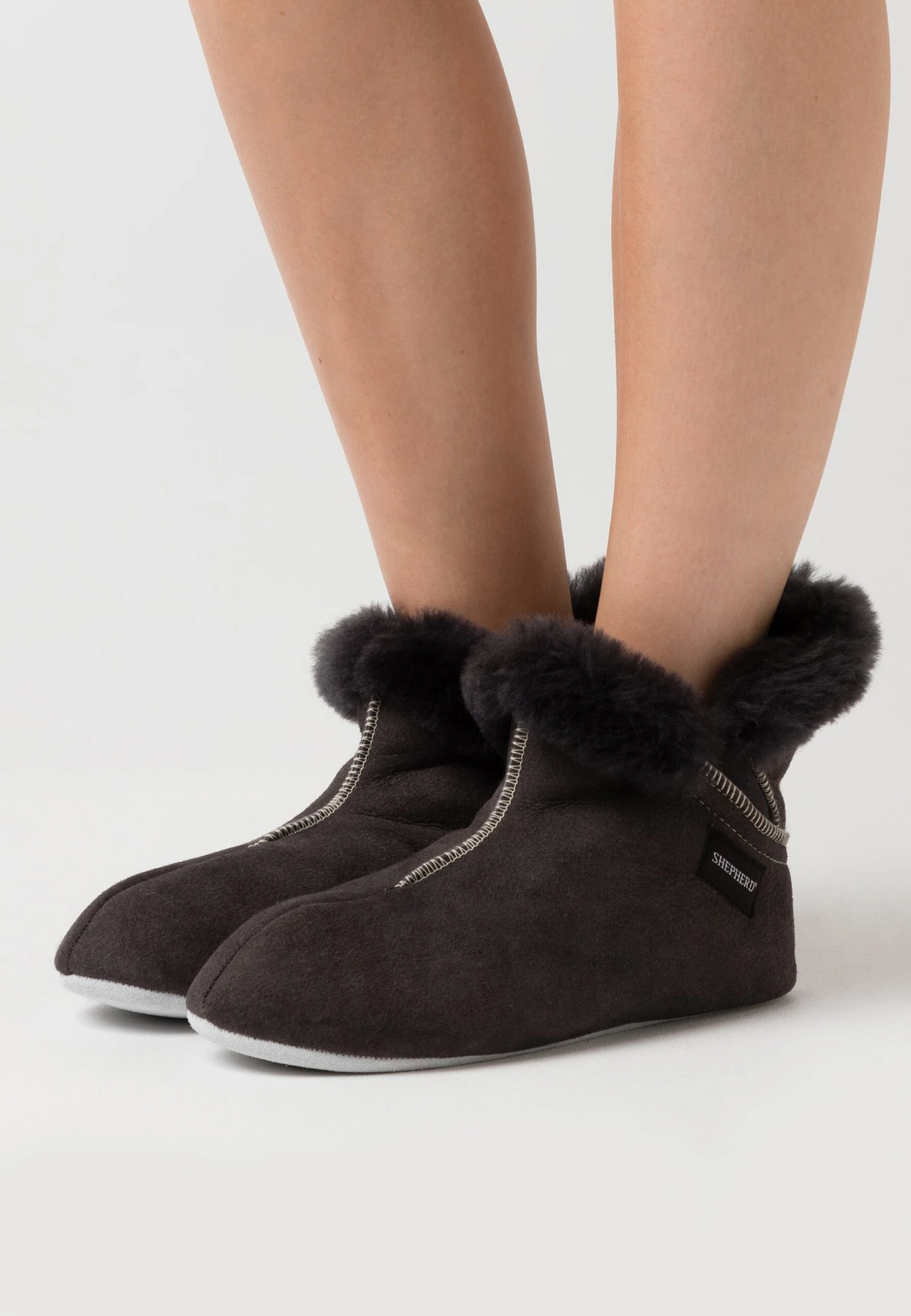 Shepherd Mariette - Slippers - Asphalt 1 Shepherd Mariette - Slippers - Asphalt