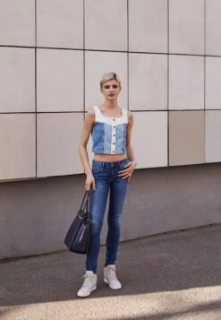 Xti High-Top Trainers - Hielo -Famous Lady Shoe Store daccf40c4cfc457d859e916d006d5726