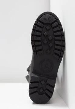 Panama Jack Singapur - Winter Boots - Black -Famous Lady Shoe Store e0e2bae6fec34840b4c3f7236aa69232