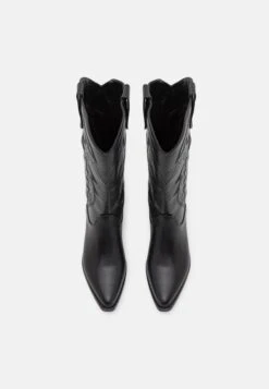 Madden Girl Redford - Cowboy/Biker Boots 9 Madden Girl Redford - Cowboy/Biker Boots -Famous Lady Shoe Store e397399076f54417aab93e64e81c78d5