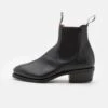 R. M. Williams Comfort Yearling Unisex - Classic Ankle Boots - Black