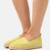 Marc O'Polo Slip-Ons - Lime Green