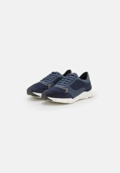 Geox Sukie - Trainers - Navy 8 Geox Sukie - Trainers - Navy -Famous Lady Shoe Store f875f2bbb5d2481cb92367f6455f6def